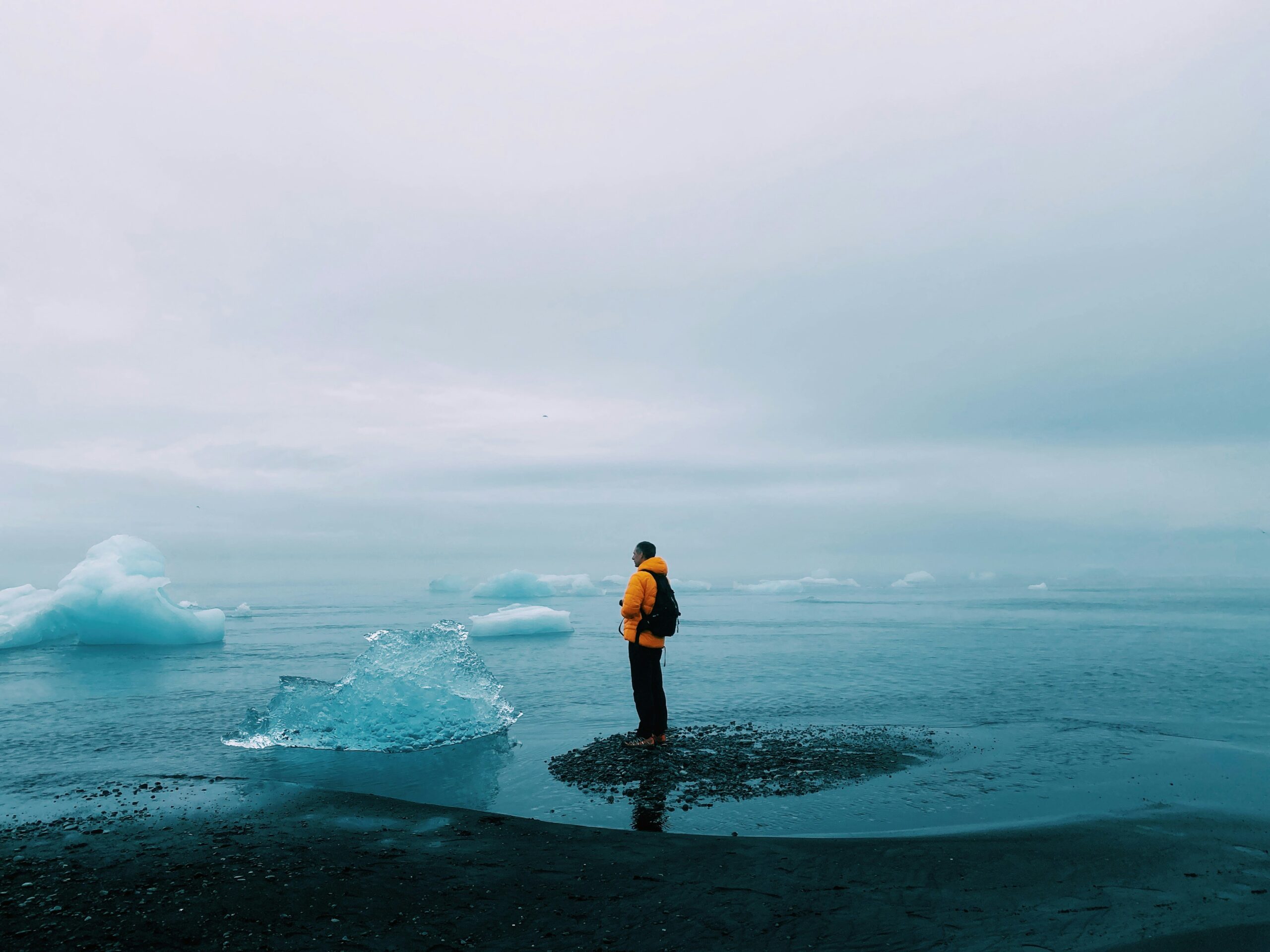 jon tyson jolaoxzhezi unsplash